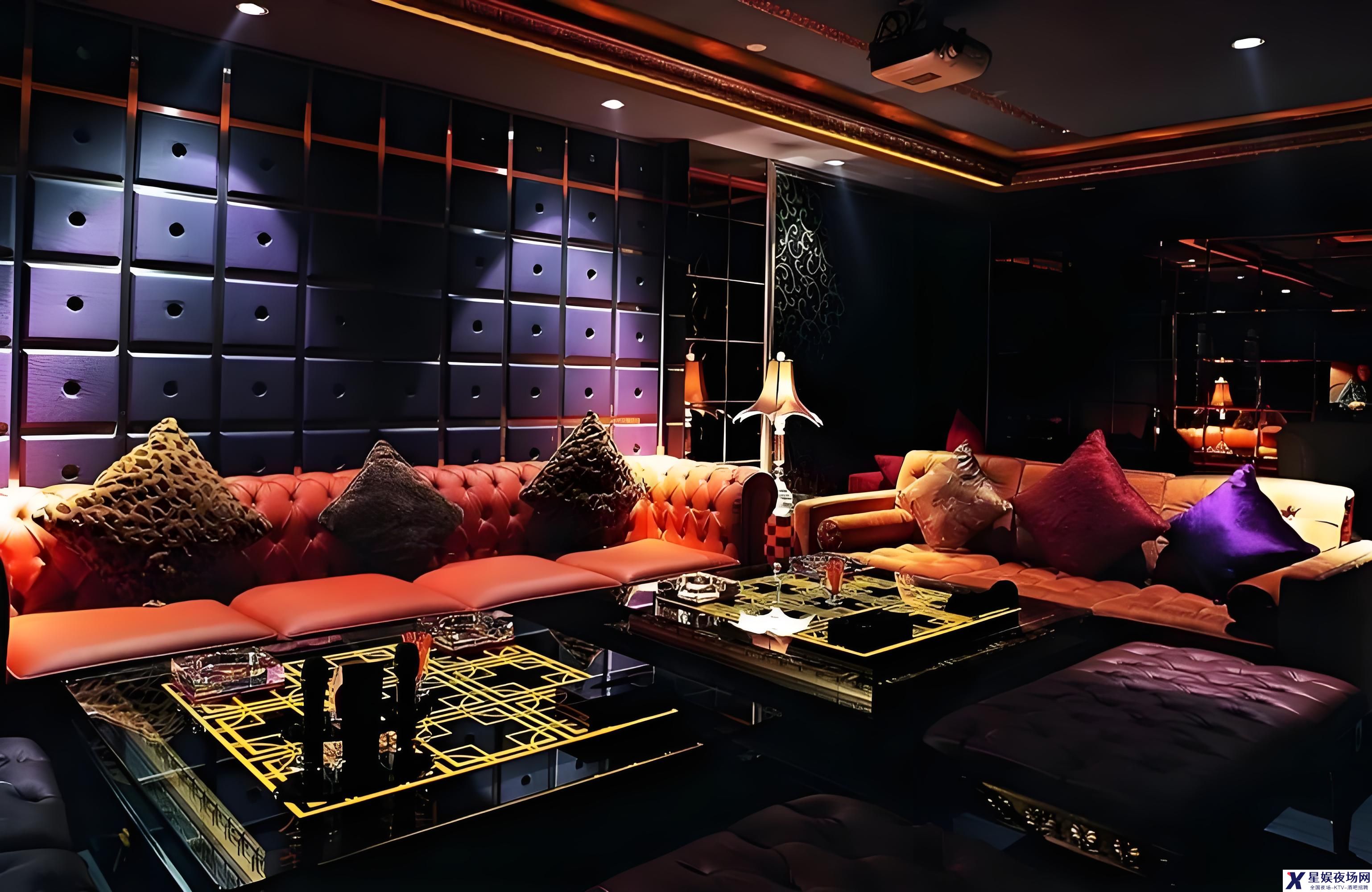 加入我们的城市高端会所，让夜晚更加璀璨夺目